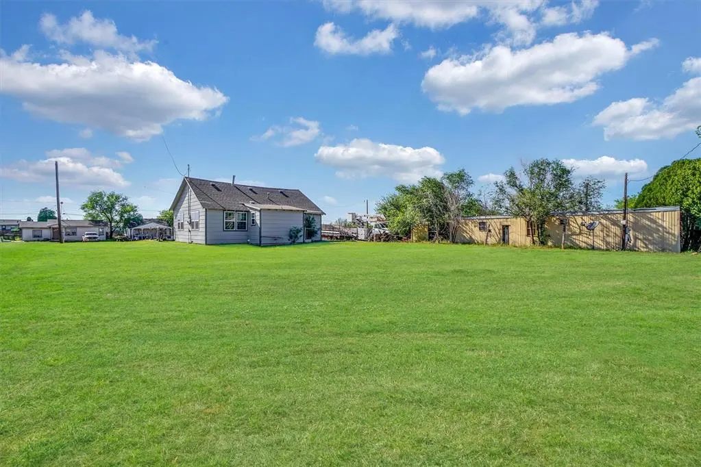 Photo 22 — 906 N Jackson Street, Altus, OK 73521