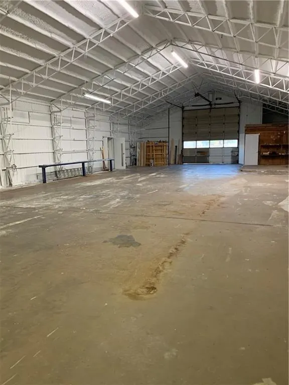 Photo 2 — 3520 W 3rd, Elk City, OK 73644