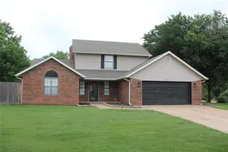 Sold home at 201 E Park Plaza Drive