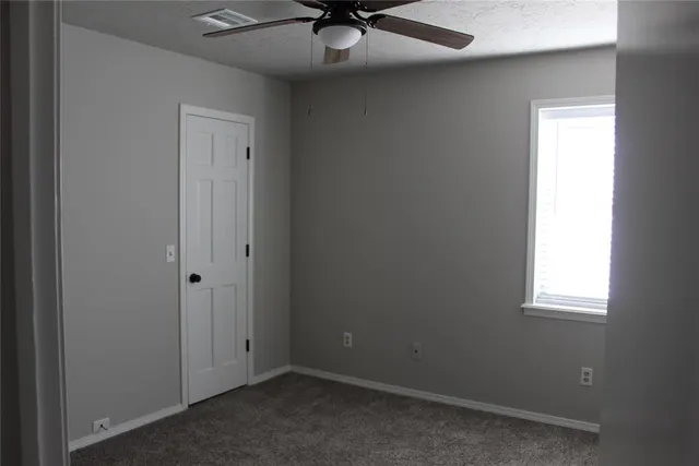 Photo 8 — 201 E Park Plaza Drive, Stroud, OK 74079