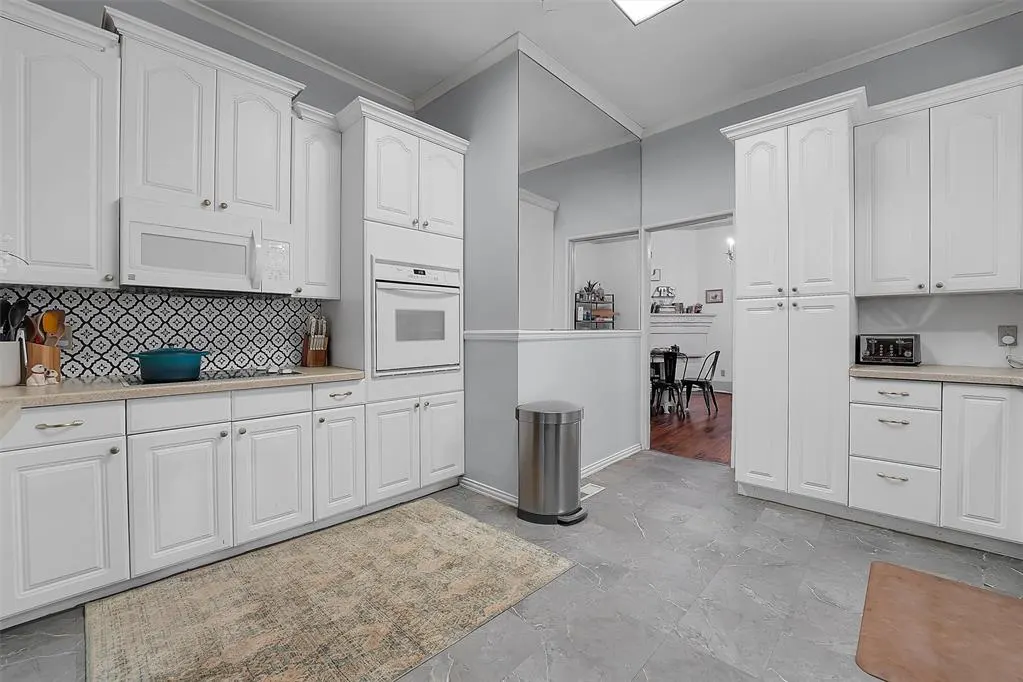 Photo 16 — 821 W Broadway Avenue, Elk City, OK 73644