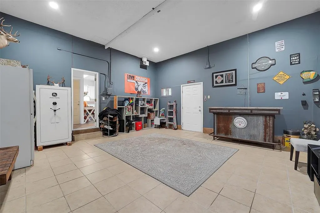 Photo 37 — 821 W Broadway Avenue, Elk City, OK 73644