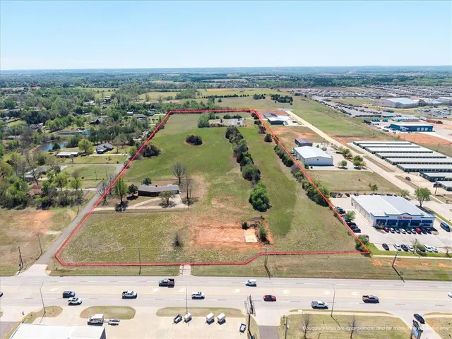 Front exterior — 201 S Monocoupe Lane, Mustang, OK 73064