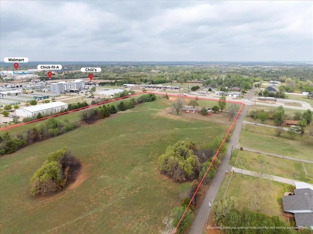 Photo 8 — 201 S Monocoupe Lane, Mustang, OK 73064