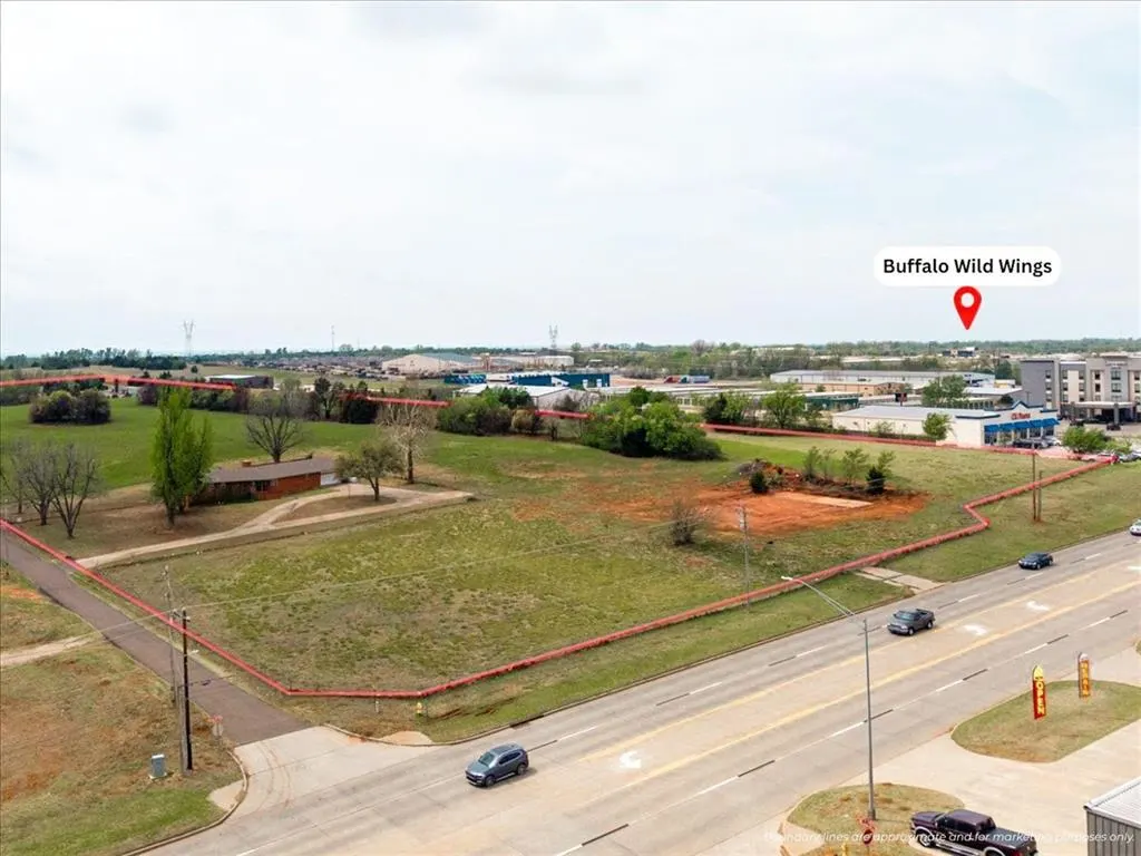 Photo 9 — 201 S Monocoupe Lane, Mustang, OK 73064
