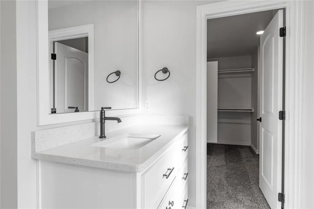 Photo 10 — 12517 Samara Drive, Oklahoma City, OK 73173