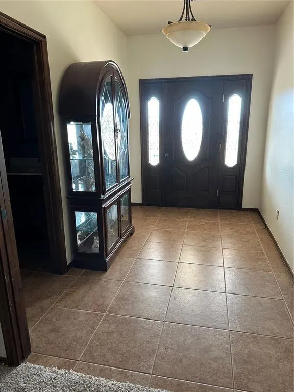 Photo 2 — 16401 Quail Run Road, Lexington, OK 73051