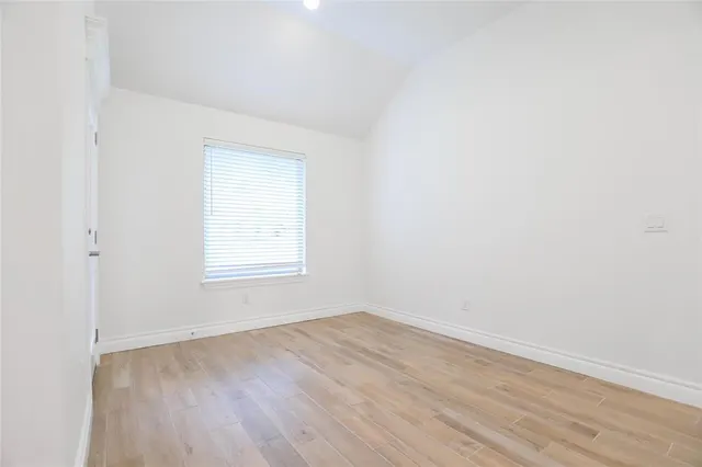 Photo 8 — 12601 Samara Drive, Moore, OK 73173