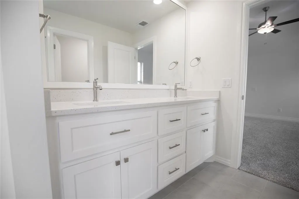 Photo 14 — 12601 Samara Drive, Moore, OK 73173