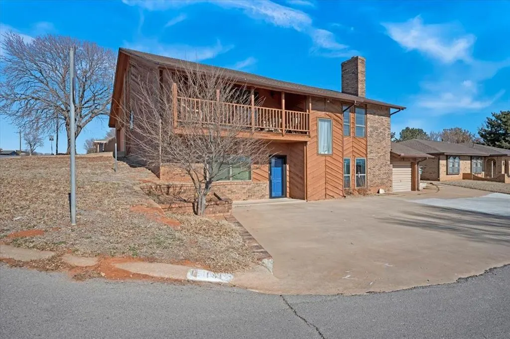 Front exterior — 1519 Lexington Avenue, Clinton, OK 73601