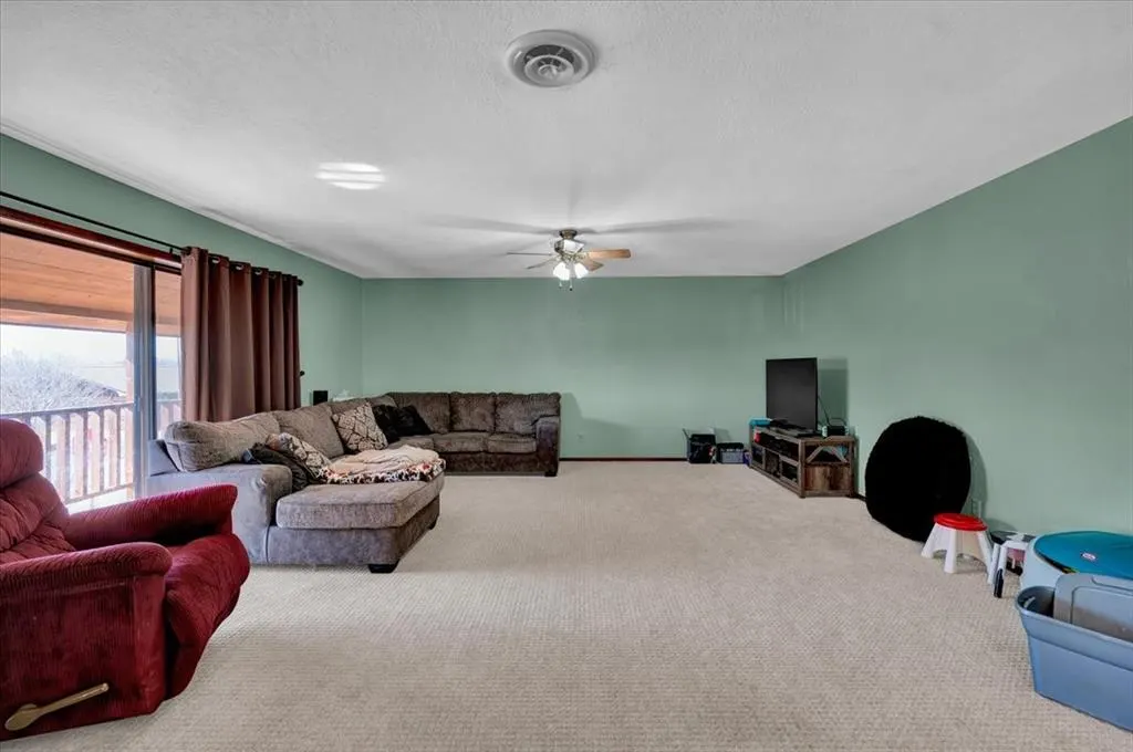Photo 43 — 1519 Lexington Avenue, Clinton, OK 73601