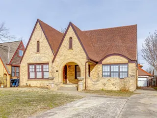 Sold home at 3105 NW 22nd Street