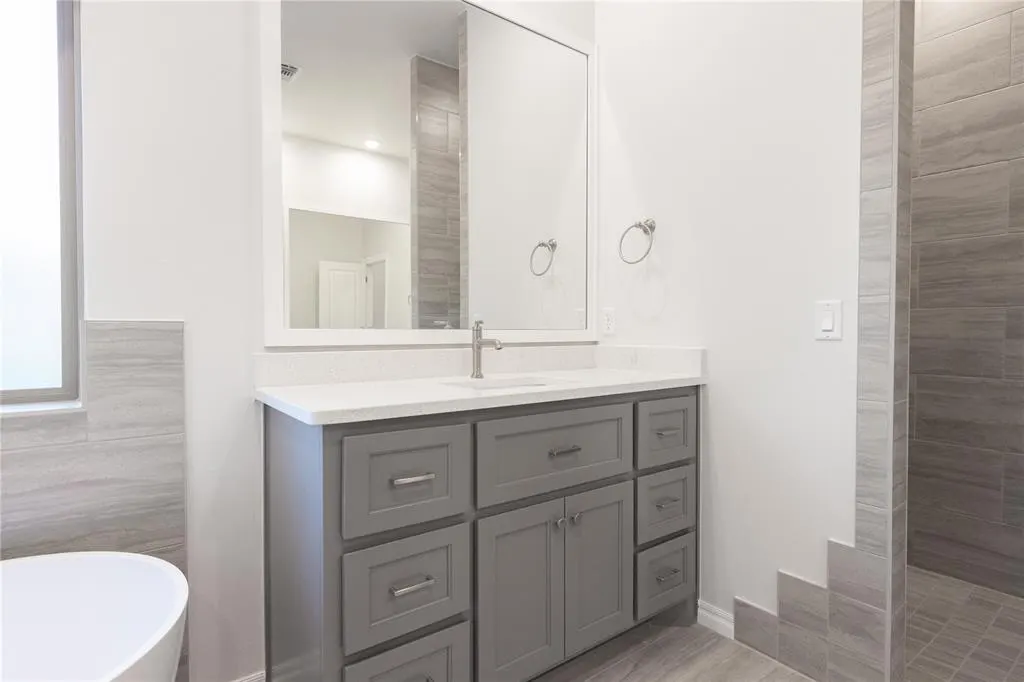 Photo 12 — 12508 Velvet Ash Avenue, Oklahoma City, OK 73173