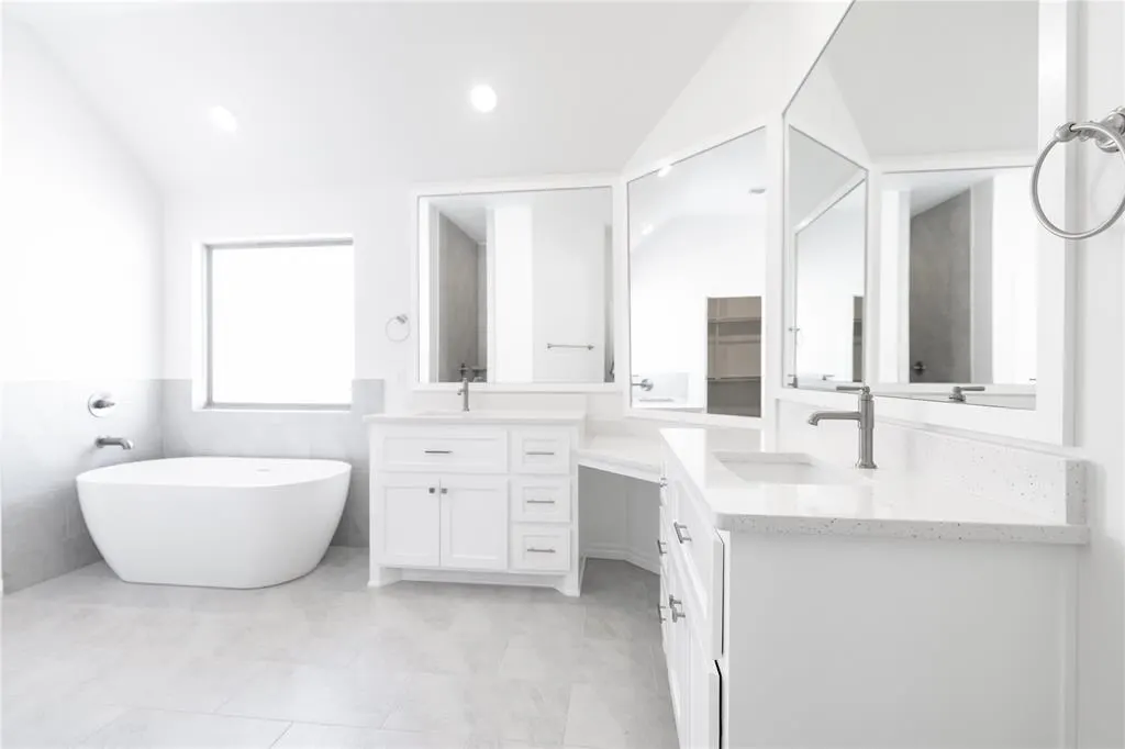 Photo 12 — 12416 Velvet Ash Avenue, Oklahoma City, OK 73173