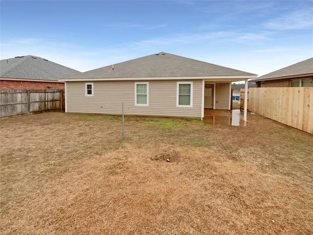 Photo 8 — 703 NE 20th Terrace, Newcastle, OK 73065
