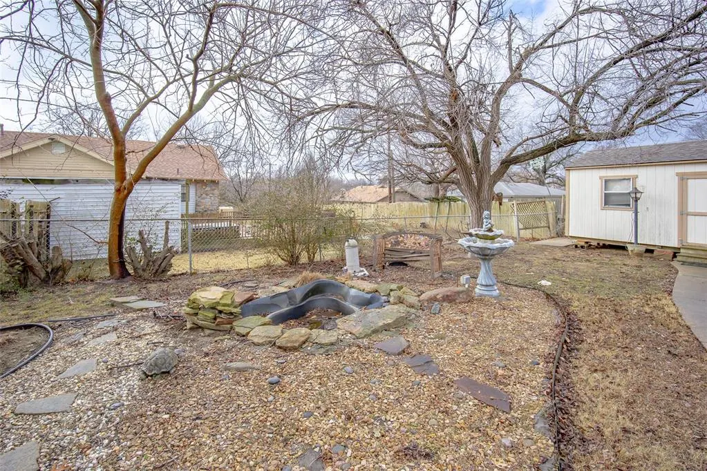 Photo 35 — 421 N Creek Avenue, Drumright, OK 74030