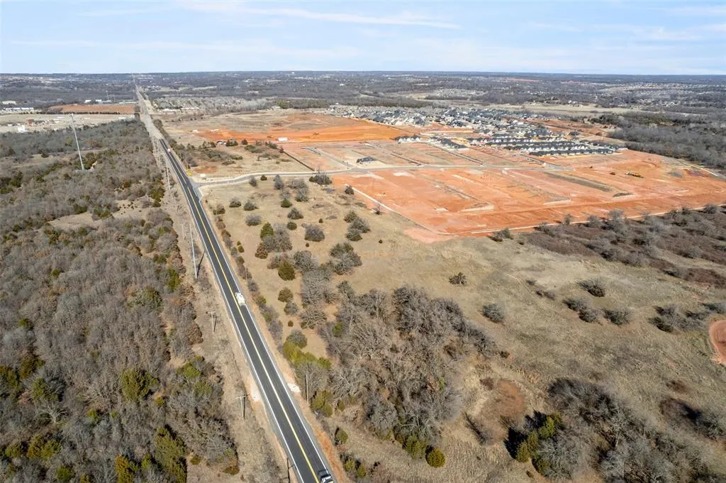 Photo 4 — 000 0000 Boulevard, Edmond, OK 73034