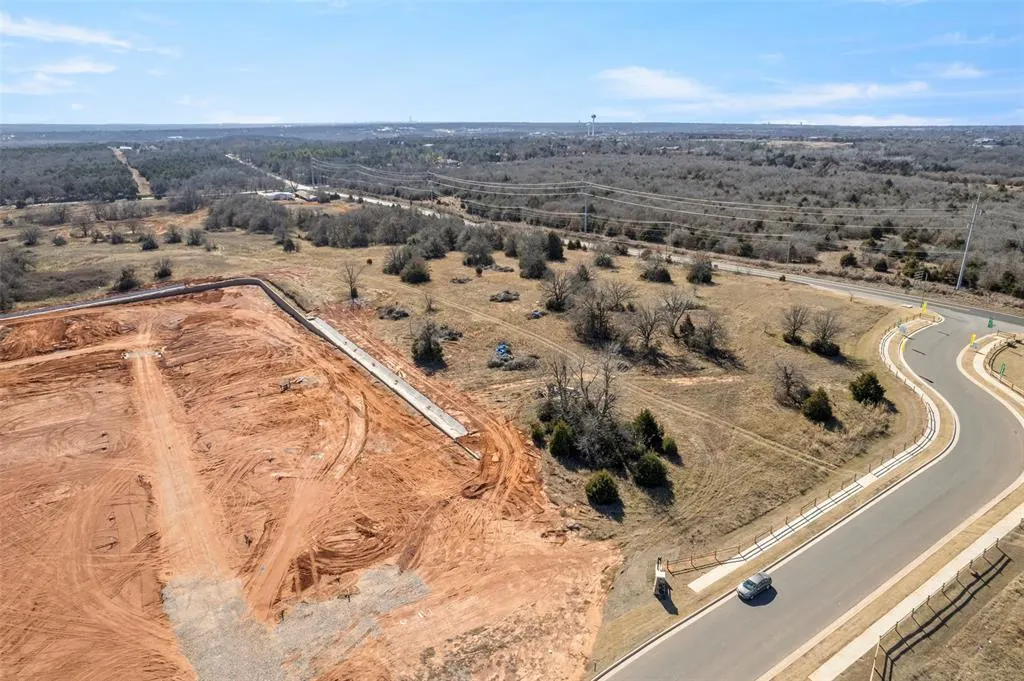 Photo 14 — 000 0000 Boulevard, Edmond, OK 73034