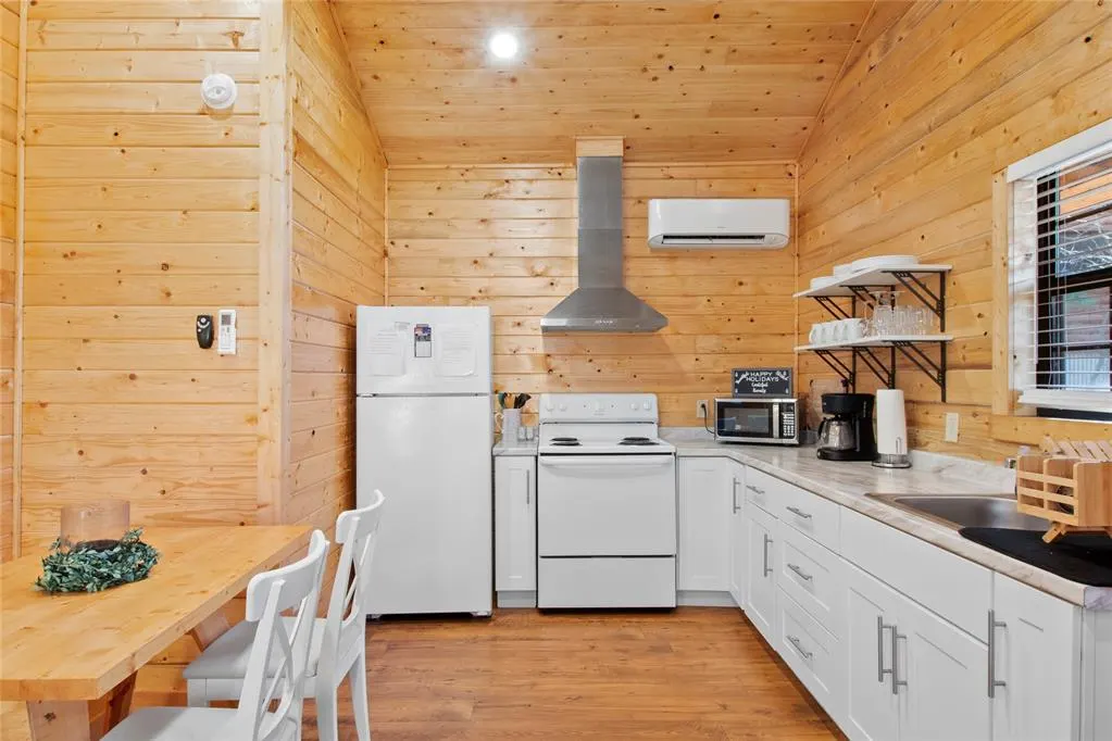 Photo 24 — 35 Marlin Drive, Broken Bow, OK 74728