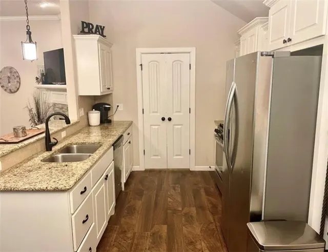 Photo 3 — 8712 SW 37th Street, Oklahoma City, OK 73179