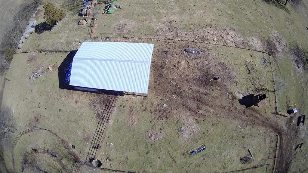 Photo 3 — 31201 Earls Flat Road, Wister, OK 74966