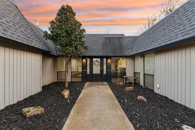 Photo 8 — 4008 Cherry Hill Lane, Oklahoma City, OK 73120