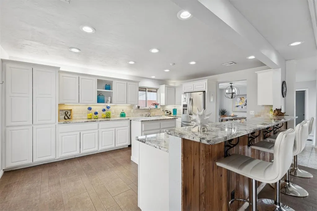 Photo 16 — 4008 Cherry Hill Lane, Oklahoma City, OK 73120