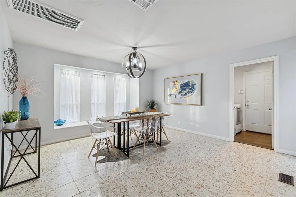 Photo 19 — 4008 Cherry Hill Lane, Oklahoma City, OK 73120
