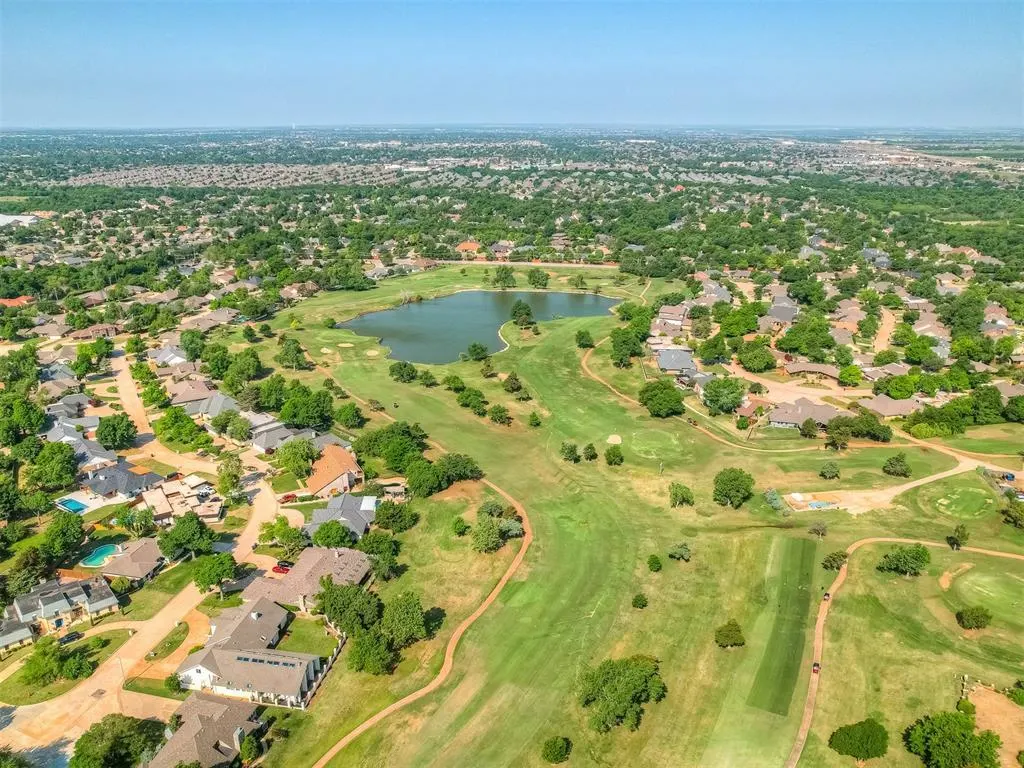 Photo 39 — 4008 Cherry Hill Lane, Oklahoma City, OK 73120