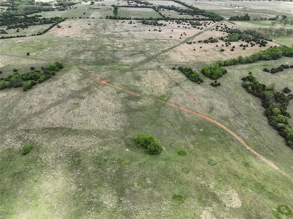Photo 3 — 850 Road, Kendrick, OK 74079
