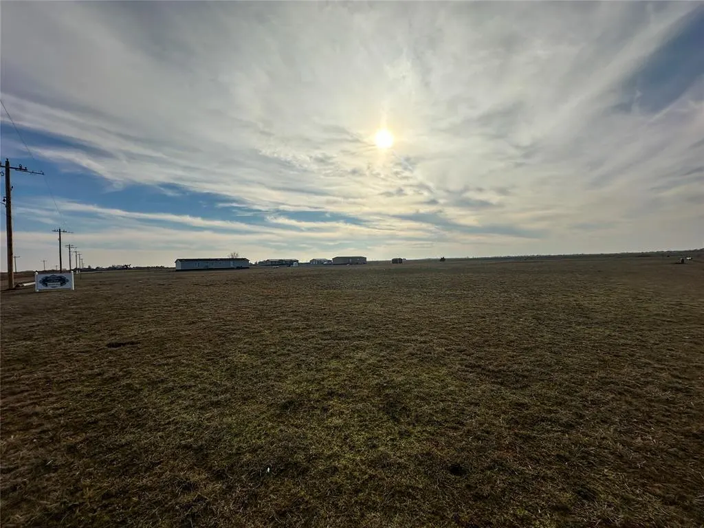Photo 10 — 5 W Hydro Hills Road, Hydro, OK 73048