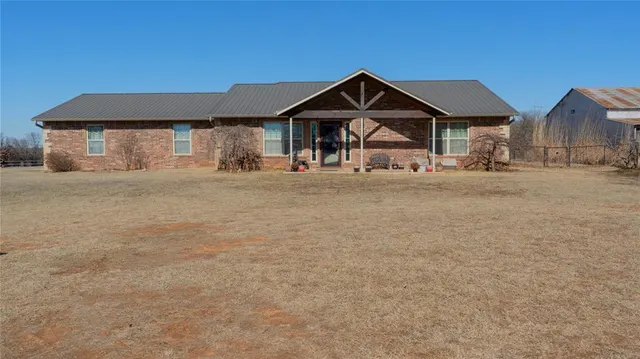 Front exterior — 38570 Highway 9, Tecumseh, OK 74873