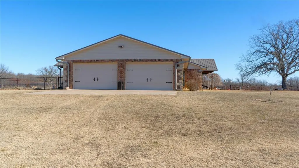Photo 3 — 38570 Highway 9, Tecumseh, OK 74873
