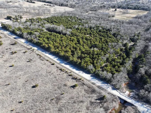 Photo 4 — N Clarady Avenue, Wanette, OK 74878