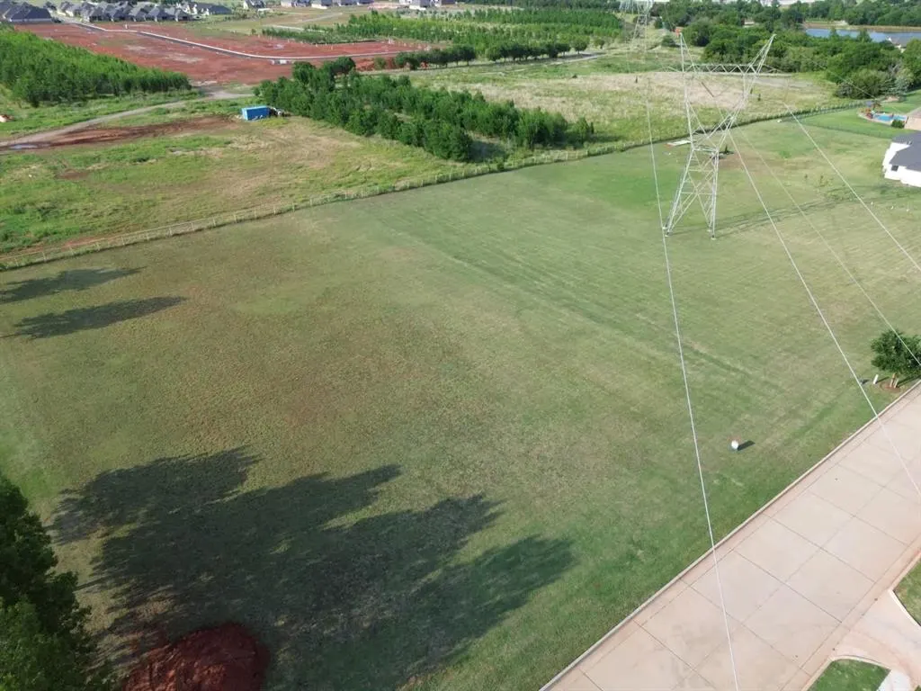 Photo 10 — 7917 NW 158th Street, Edmond, OK 73013