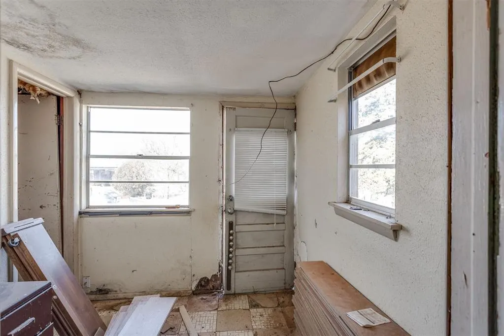 Photo 21 — 21731 E Fifth Street, Hinton, OK 73047