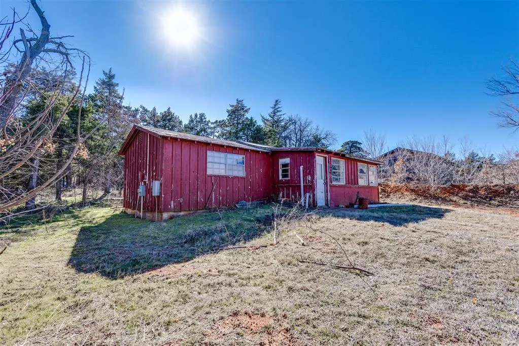 Photo 28 — 21731 E Fifth Street, Hinton, OK 73047