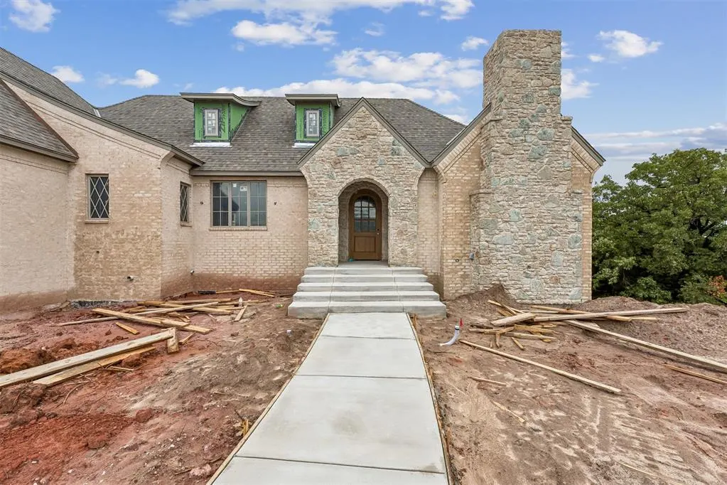Front exterior — 11917 Venando Court, Arcadia, OK 73007