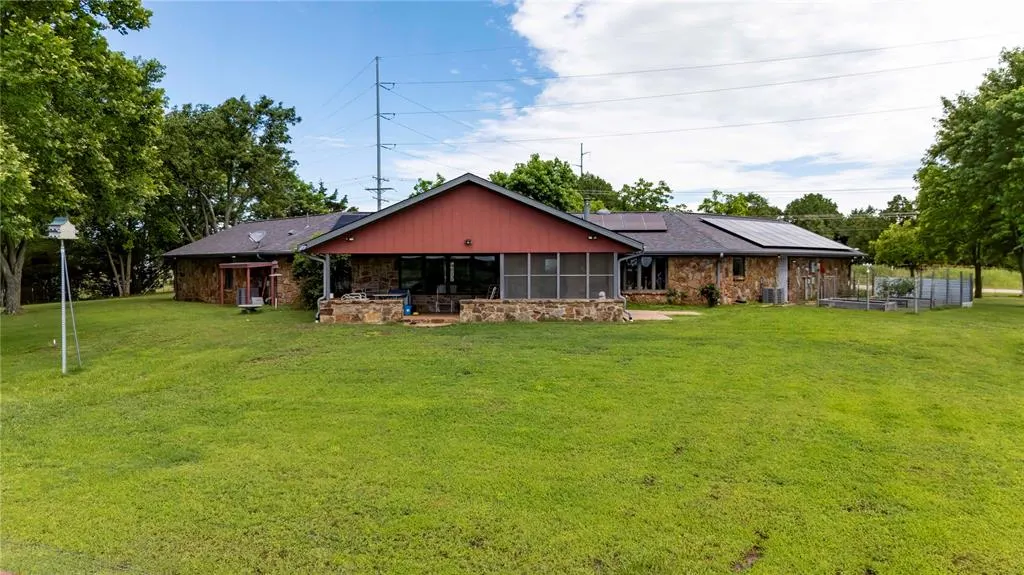 Photo 43 — 1901 E 15th Street, Chandler, OK 74834
