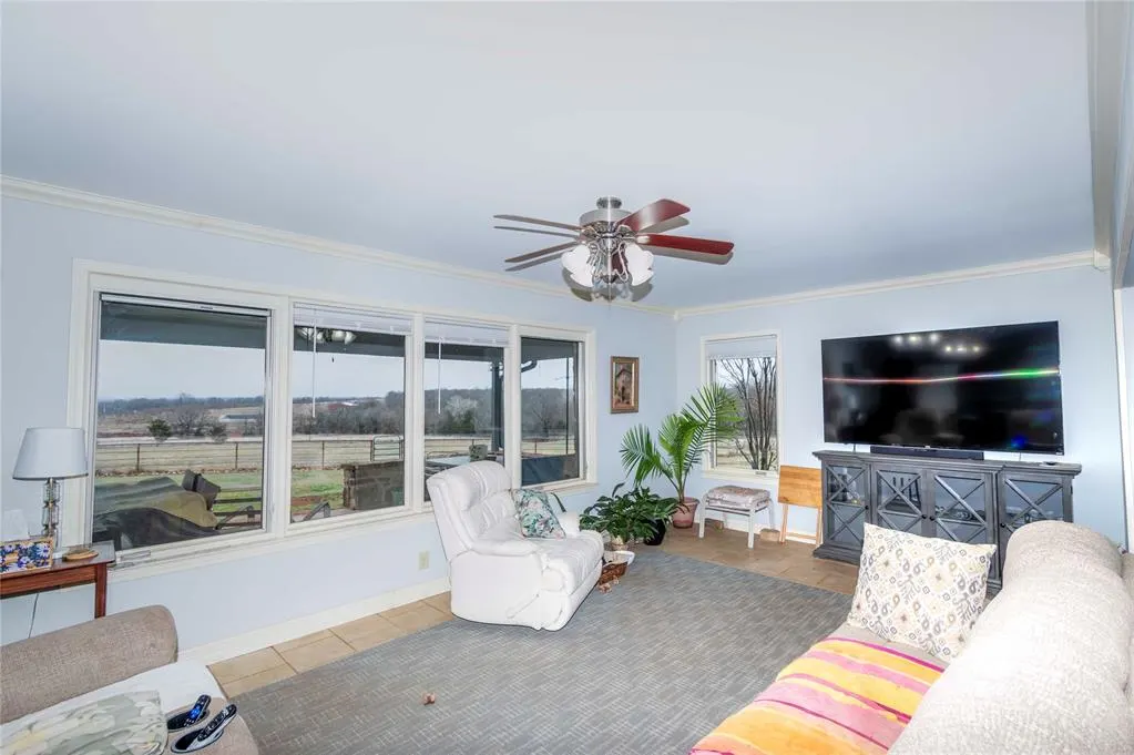 Photo 5 — 1901 E 15th Street, Chandler, OK 74834
