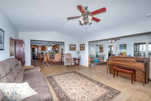 Photo 6 — 1901 E 15th Street, Chandler, OK 74834