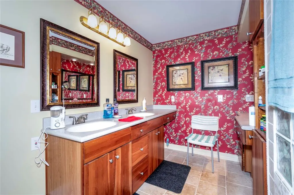 Photo 17 — 1901 E 15th Street, Chandler, OK 74834
