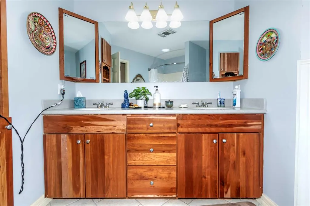 Photo 21 — 1901 E 15th Street, Chandler, OK 74834