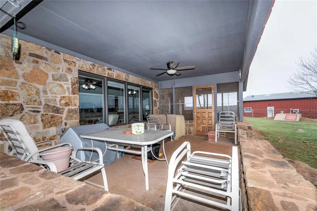 Photo 32 — 1901 E 15th Street, Chandler, OK 74834
