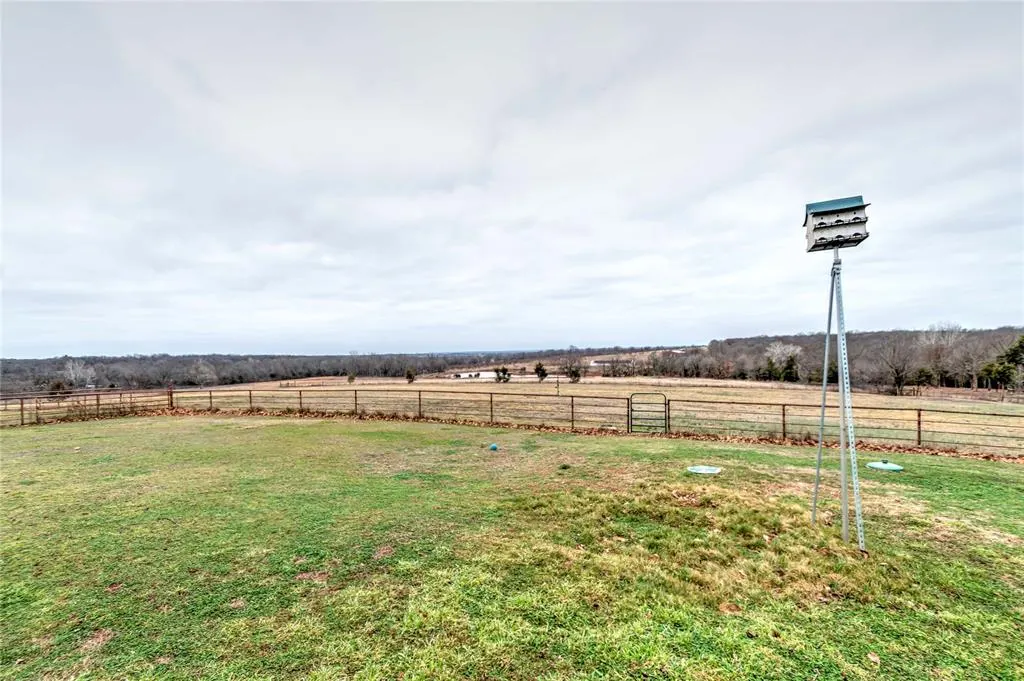 Photo 41 — 1901 E 15th Street, Chandler, OK 74834