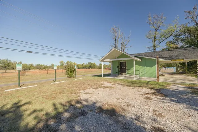 Photo 8 — 614 W Main Street, Jones, OK 73049
