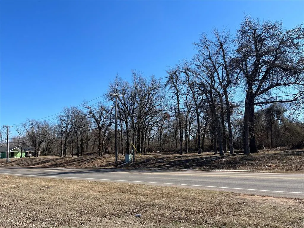 Photo 10 — 614 W Main Street, Jones, OK 73049