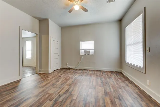 Photo 5 — 1315 NW 7th Street, Oklahoma City, OK 73106