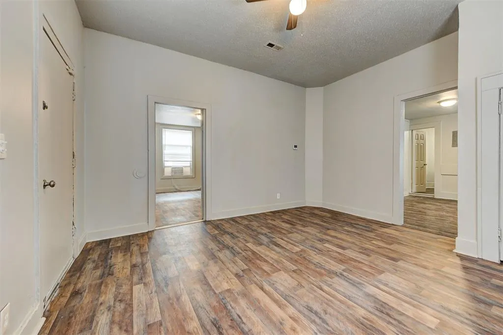 Photo 7 — 1315 NW 7th Street, Oklahoma City, OK 73106