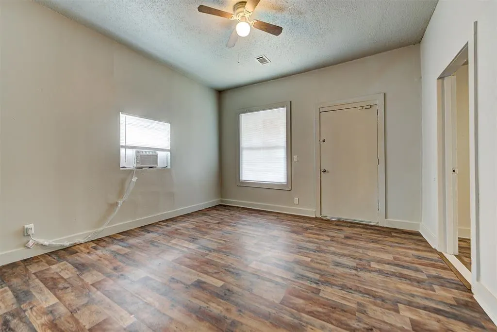 Photo 8 — 1315 NW 7th Street, Oklahoma City, OK 73106